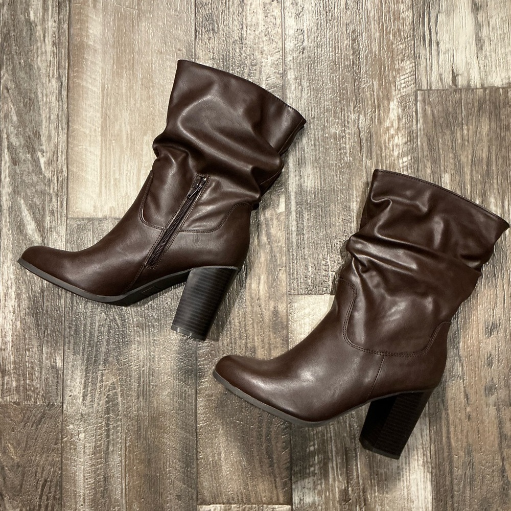 Style & Co. Dark Brown Heeled Boots Size 9.5 - Picture 16 of 16